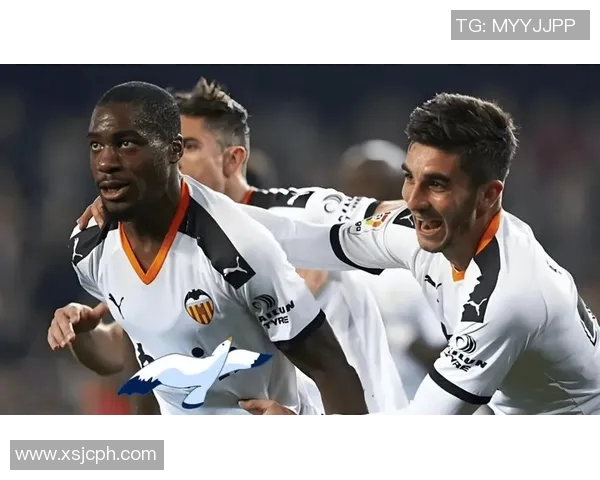 瓦伦西亚客场不敌马略卡，遭遇联赛两连败：解读西甲豪门的困境与挑战