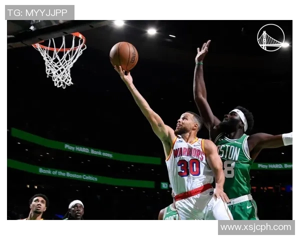 勇士客场击败太阳，保持不败战绩